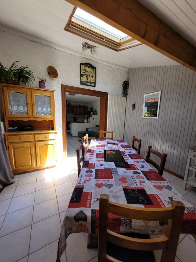 Gite Eslias Viella  Exteriér fotografie